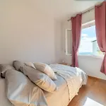 Sofia's Dreamy Haven Апартаменты
