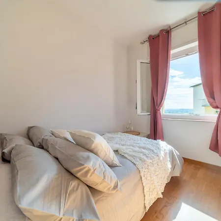 Sofia's Dreamy Haven Apartamento
